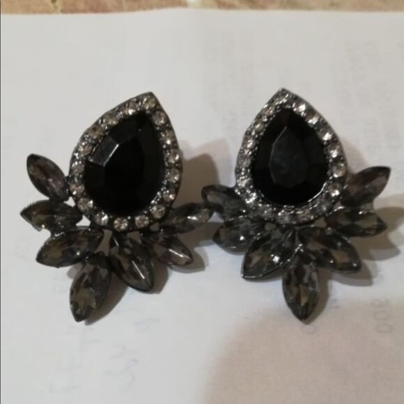 Tear Drop Earrings - Picture 2 of 6